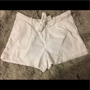 Ralph Lauren white eye tie waist shorts